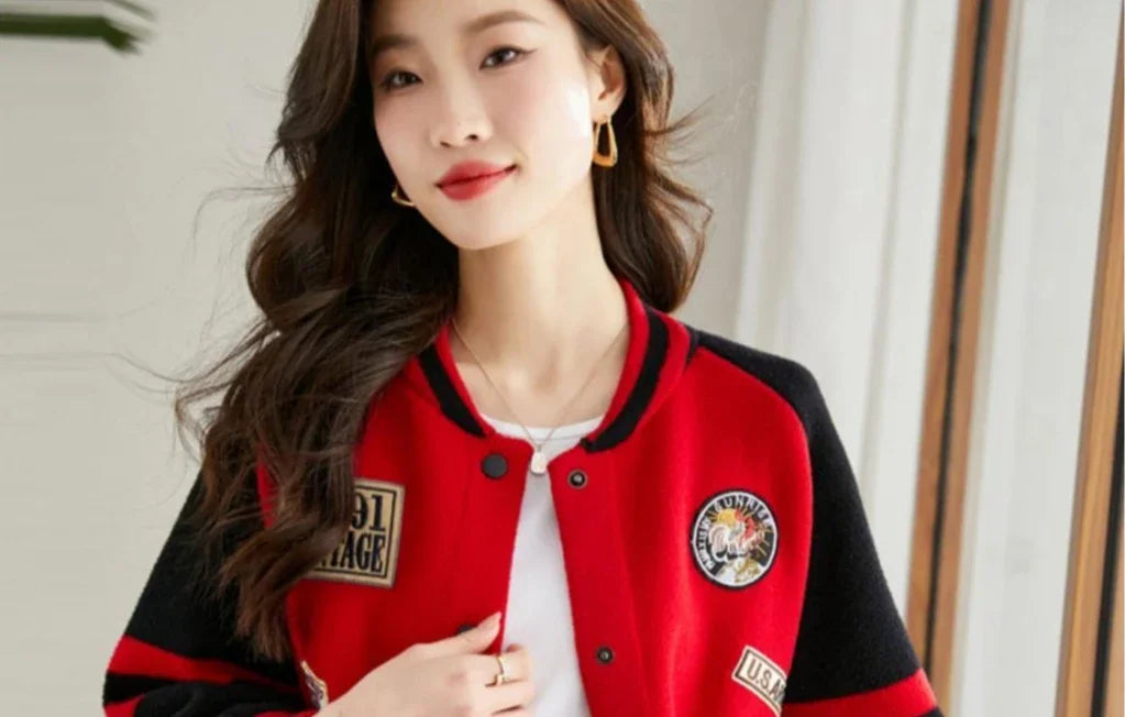 Loose Bomber Jacket for Women New in Short Baseball Aviator Coat Woman Youthful Long Sleeve Harajuku Elegant Sale Demi-season